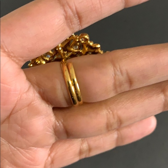 ring - Picture 2 of 4